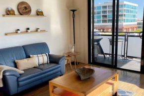 The East Ender 1BR Balcony City View, Adelaide